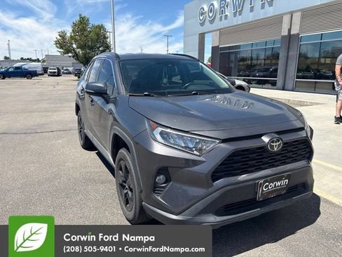 Used 2021 Toyota RAV4 XLE w/ XLE Grade Weather Package AWD/4WD image 2