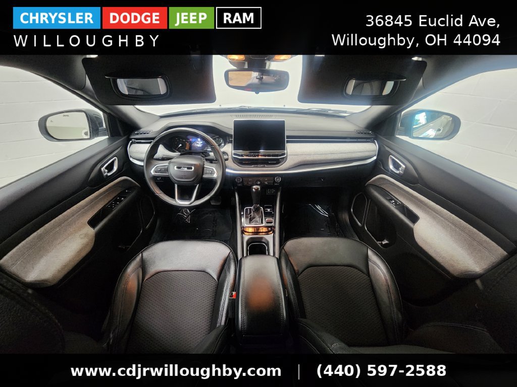 Used 2024 Jeep Compass Latitude AWD/4WD image 28