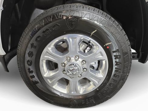 New 2026 RAM 3500 Big Horn AWD/4WD image 12