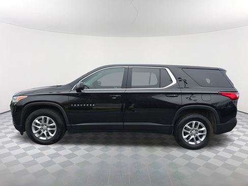 Used 2021 Chevrolet Traverse LS image 7
