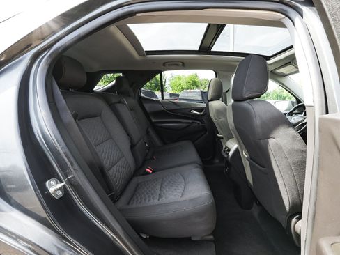 Used 2019 Chevrolet Equinox LT w/ Sun & Navigation Package AWD/4WD image 41