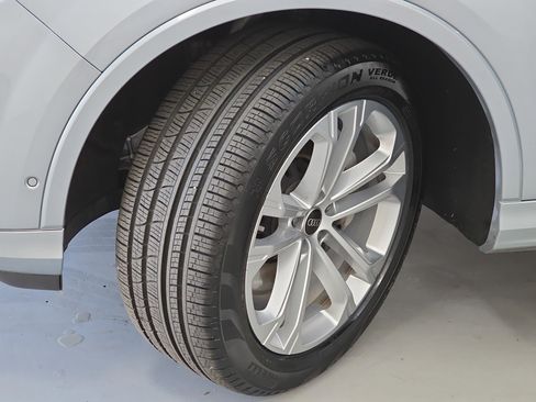 Used 2025 Audi Q7 2.0T Premium Plus w/ Premium Plus Package image 35