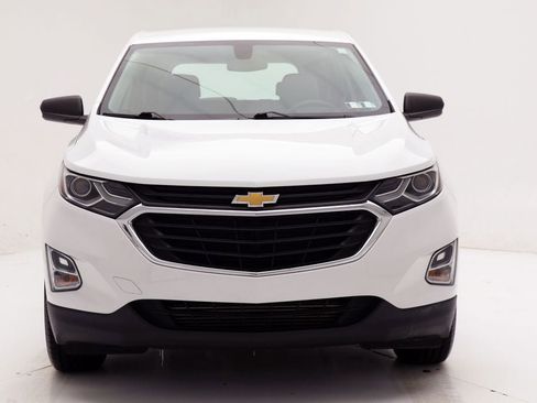 Used 2019 Chevrolet Equinox LS image 4