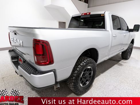 Used 2026 RAM 2500 Laramie AWD/4WD image 5