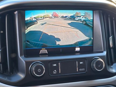 Used 2021 Chevrolet Colorado LT w/ LT Convenience Package image 25