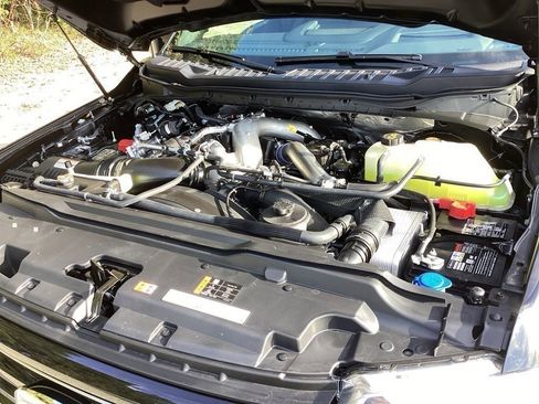 New 2026 Ford F250 Platinum w/ FX4 Off-Road Package image 21