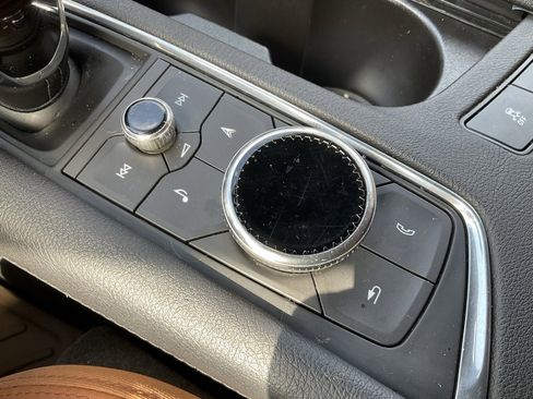 Used 2020 Cadillac XT5 Premium Luxury image 5