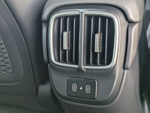 Used 2024 Hyundai Ioniq 6 Limited image 14