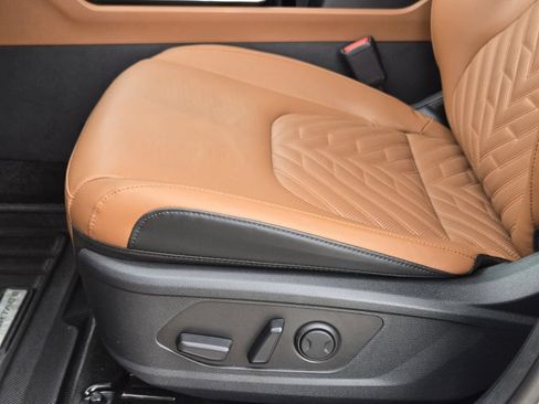 New 2026 Kia Sportage X-Line w/ X-Line Technology Package AWD/4WD image 19