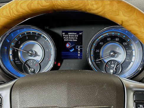 Used 2012 Chrysler 300 Limited w/ Luxury Group image 13