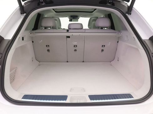 New 2026 Mercedes-Benz EQE 320+ SUV image 11