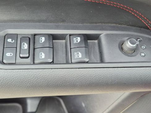 Certified 2025 Jeep Compass Trailhawk AWD/4WD image 8