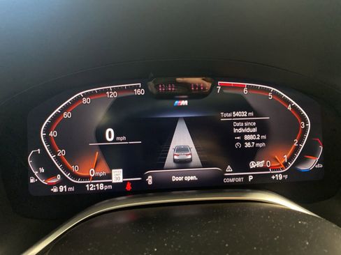 Used 2022 BMW 750i xDrive w/ Executive Package image 10