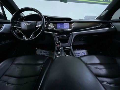 Used 2022 Cadillac XT6 Premium Luxury w/ Platinum Package image 18
