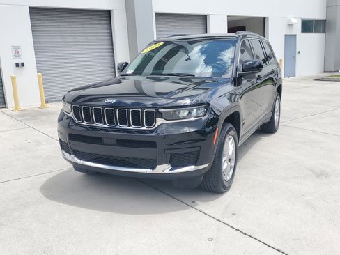Used 2024 Jeep Grand Cherokee L Laredo image 7