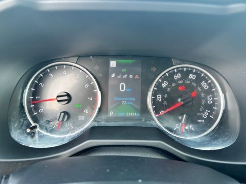 Certified 2022 Toyota RAV4 XLE w/ Convenience Package image 15