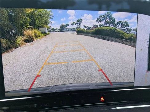 Used 2023 Cadillac Escalade Sport Platinum w/ LPO, ONYX Package image 8