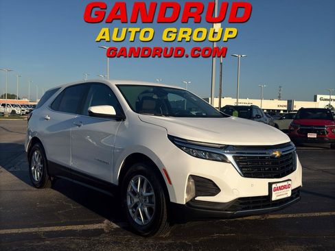 Certified 2024 Chevrolet Equinox LT AWD/4WD image 1