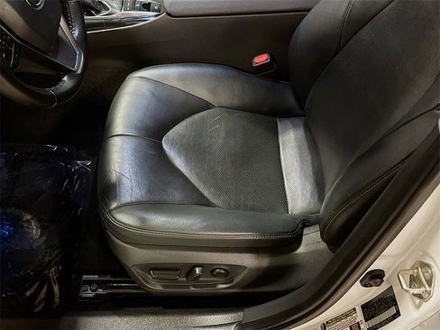 Used 2020 Toyota Camry XSE image 22