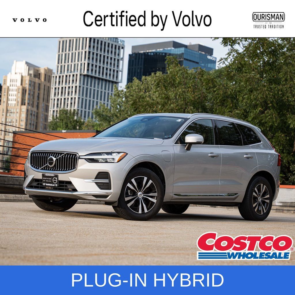 Used 2023 Volvo XC60 T8 Core AWD/4WD image 1