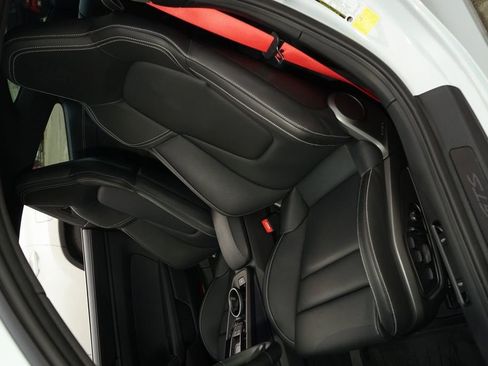 Used 2024 Porsche 911 Carrera GTS image 10