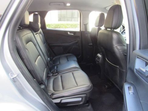 Used 2022 Ford Escape SEL image 21