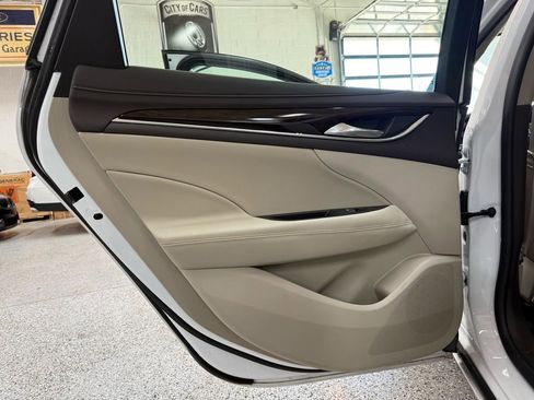 Used 2018 Buick LaCrosse Preferred image 13