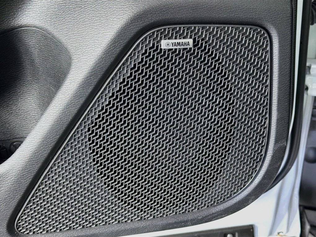 Used 2025 Mitsubishi Outlander SE FWD image 24