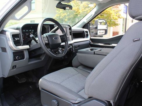 Used 2024 Ford F350 XL w/ XL Chrome Package RWD image 24