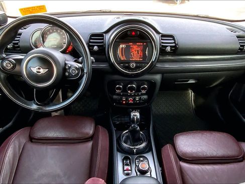 Used 2017 MINI Cooper Clubman S image 14