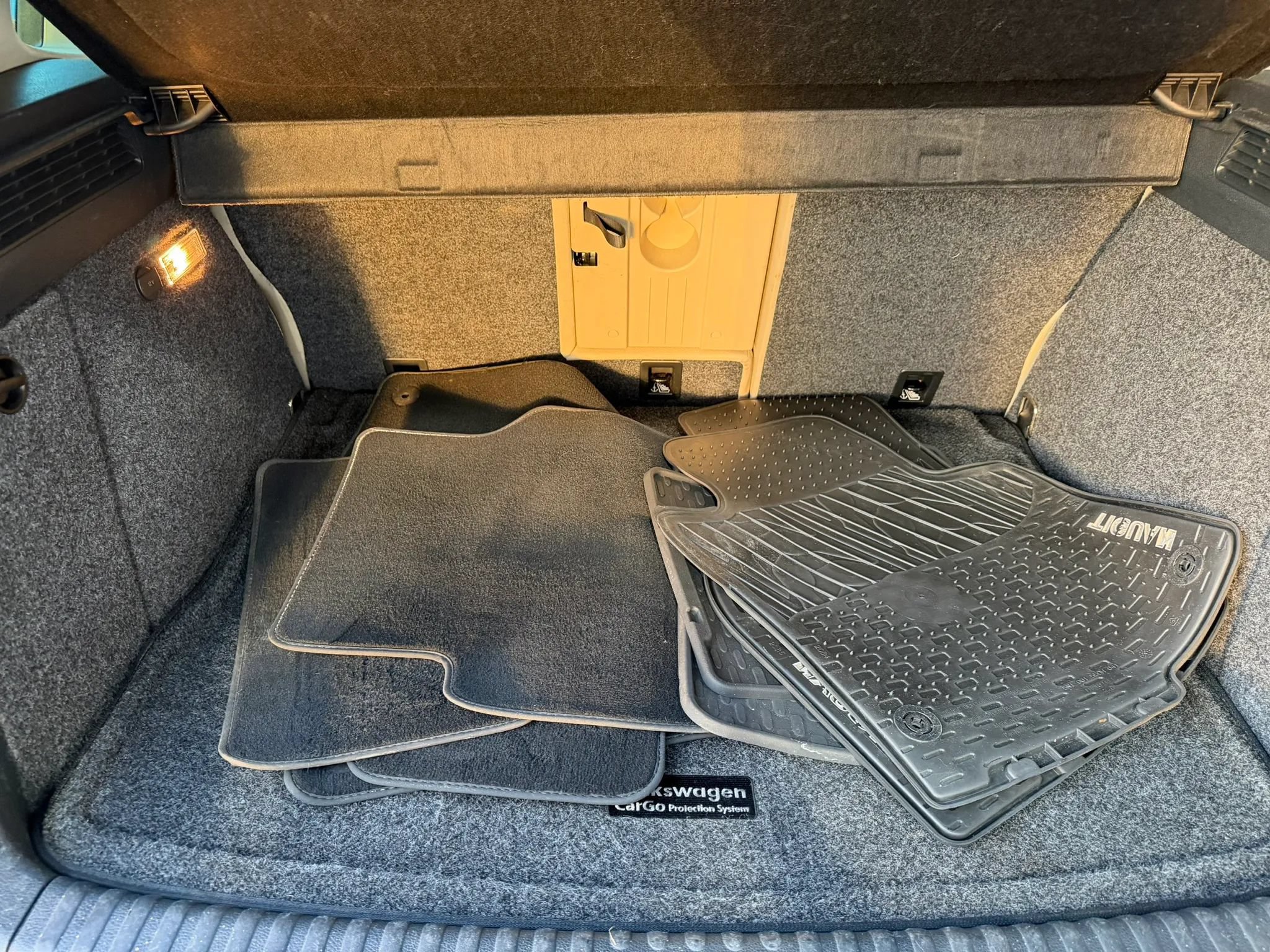 Used 2016 Volkswagen Tiguan SE FWD image 26