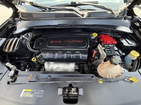 Used 2020 Jeep Compass Limited AWD/4WD image 29