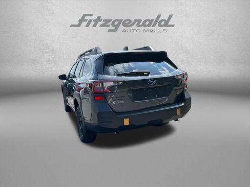 Used 2025 Subaru Outback Wilderness AWD/4WD image 6