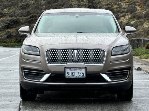 Used 2019 Lincoln Nautilus Select image 9
