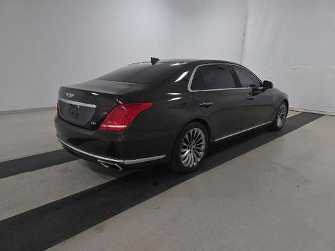 Used 2019 Genesis G90 3.3T Premium image 2