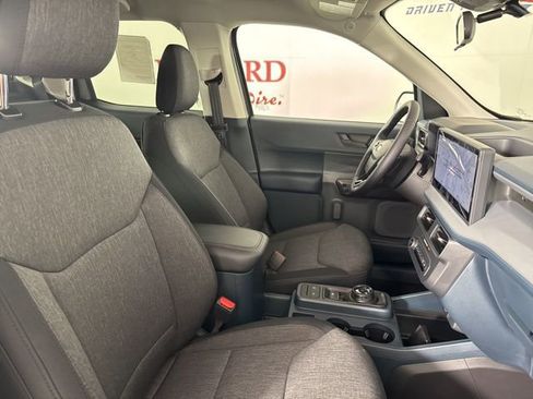 New 2025 Ford Maverick XLT w/ XLT Luxury Package image 21