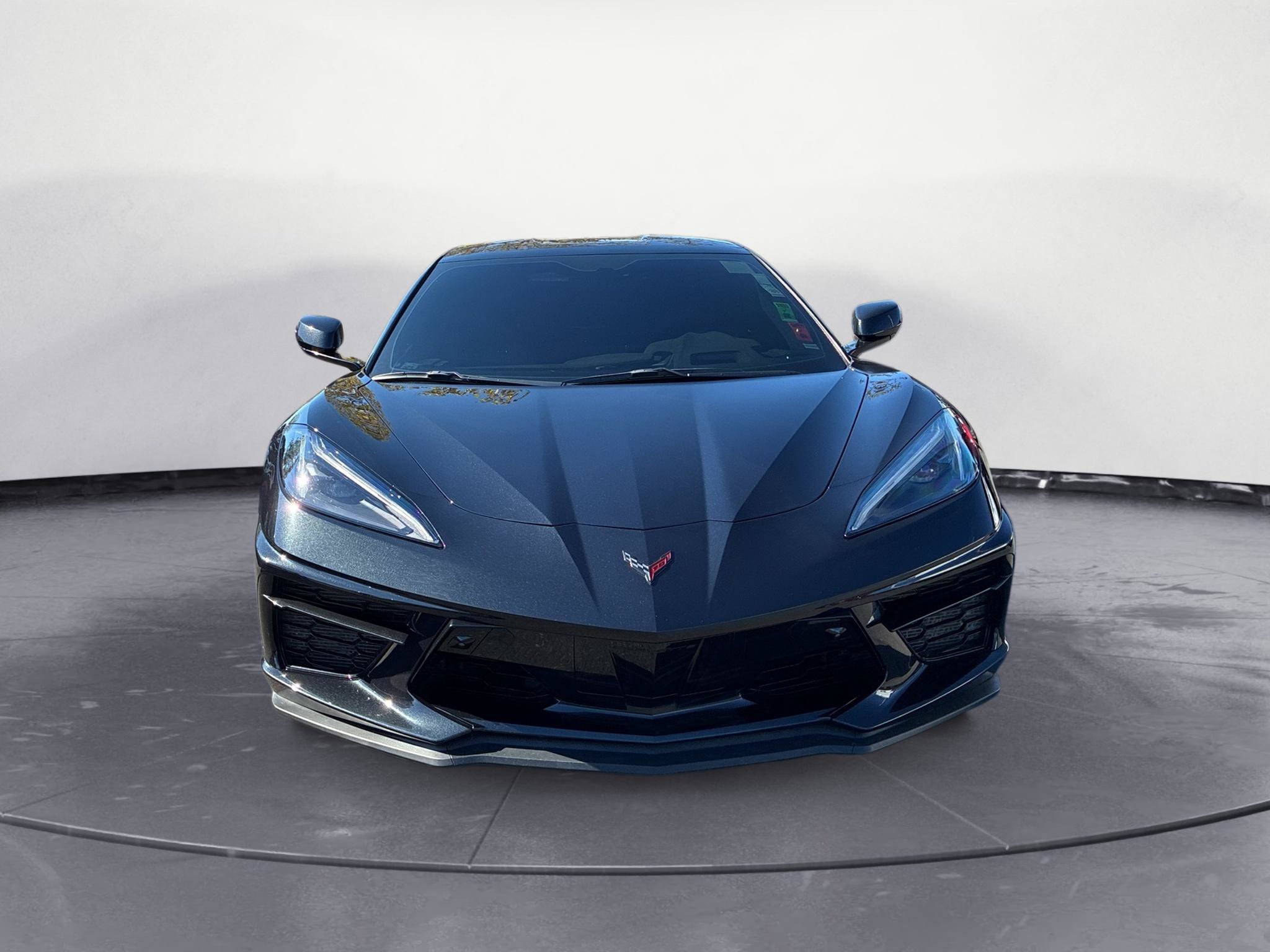 Used 2023 Chevrolet Corvette Stingray Premium Cpe w/ Z51 Performance Package RWD image 2