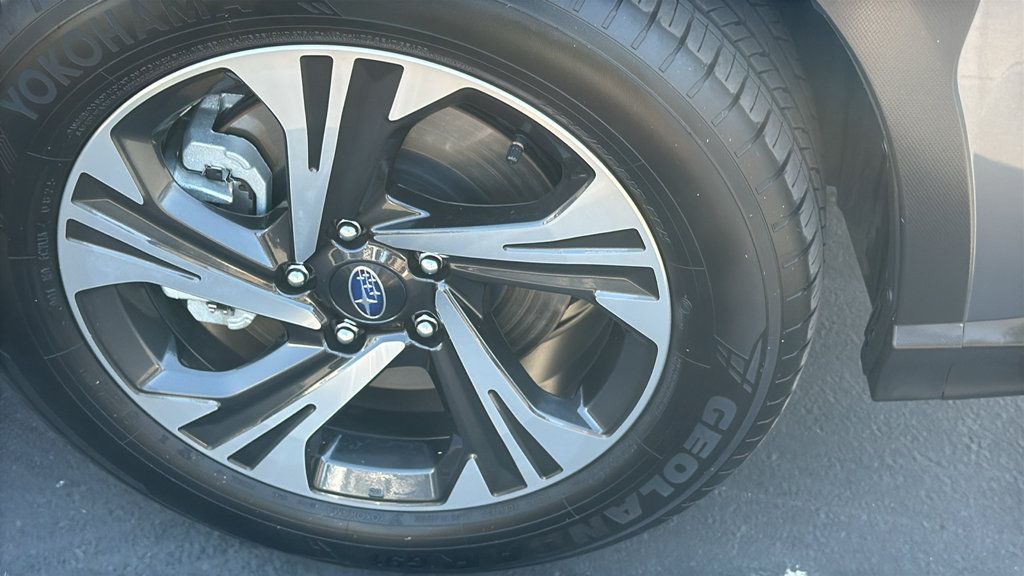 Certified 2025 Subaru Crosstrek 2.5i Premium AWD/4WD image 10