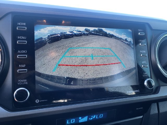 Used 2022 Toyota Tacoma TRD Off-Road AWD/4WD image 17