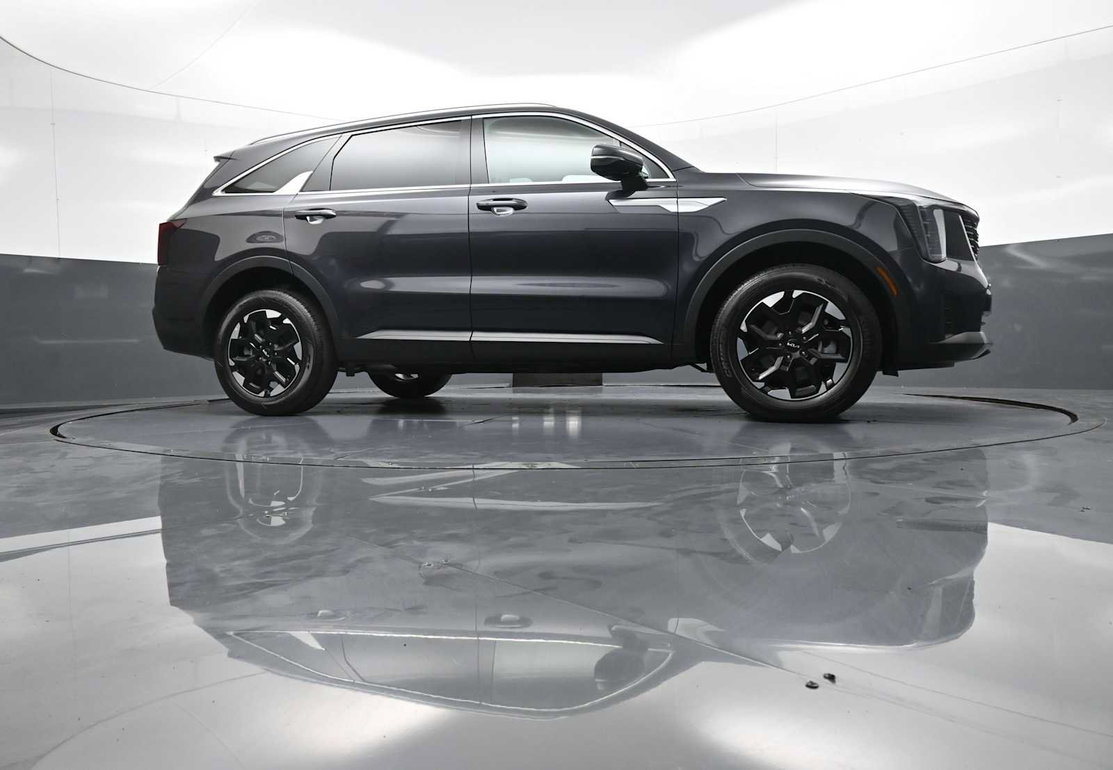 Used 2025 Kia Sorento S AWD/4WD image 28