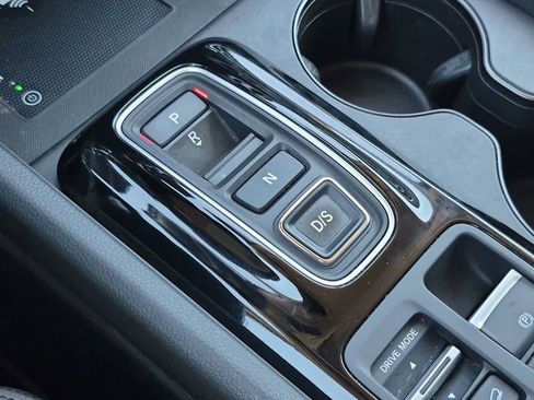 Certified 2025 Honda Pilot EX-L image 28
