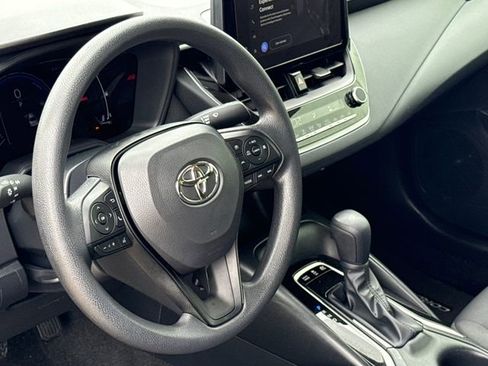 Used 2026 Toyota Corolla LE image 17
