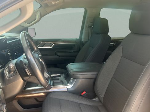 Used 2023 Chevrolet Silverado 1500 LT RWD image 14