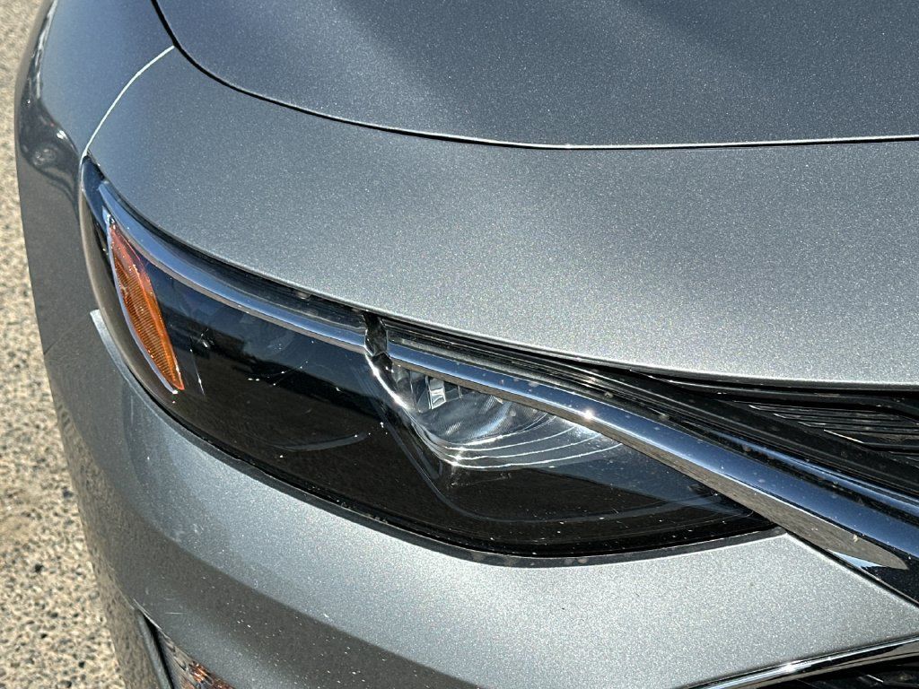 Used 2023 Chevrolet Malibu LT FWD image 36