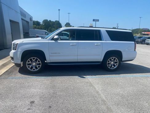 Used 2016 GMC Yukon XL SLT w/ Open Road Package RWD image 1
