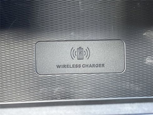 New 2025 Jeep Grand Cherokee Limited w/ Luxury Tech Group II image 11