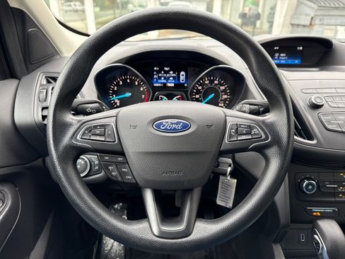 Used 2019 Ford Escape S image 14