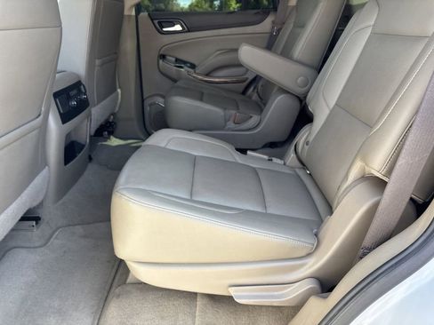 Used 2019 GMC Yukon SLT image 15