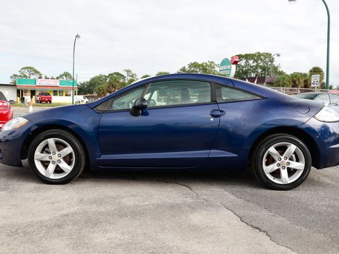 Used 2009 Mitsubishi Eclipse GS image 3