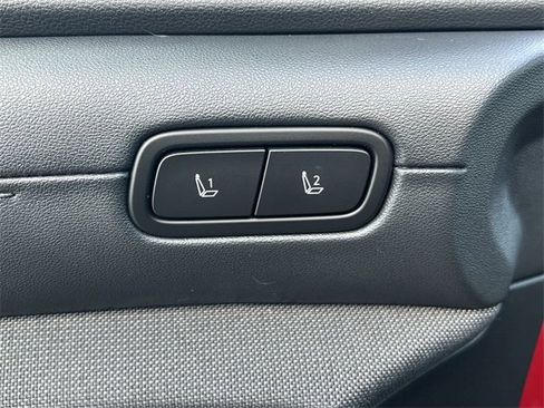 Certified 2025 Hyundai Tucson Limited image 31